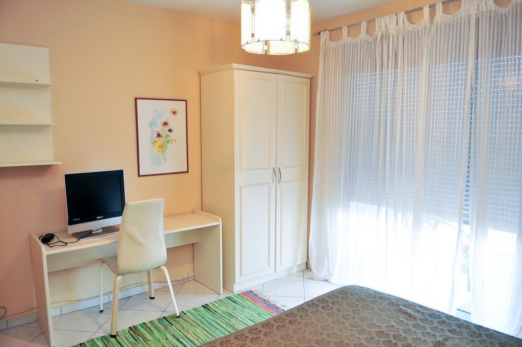 Guest House Mary Tirana Habitación foto